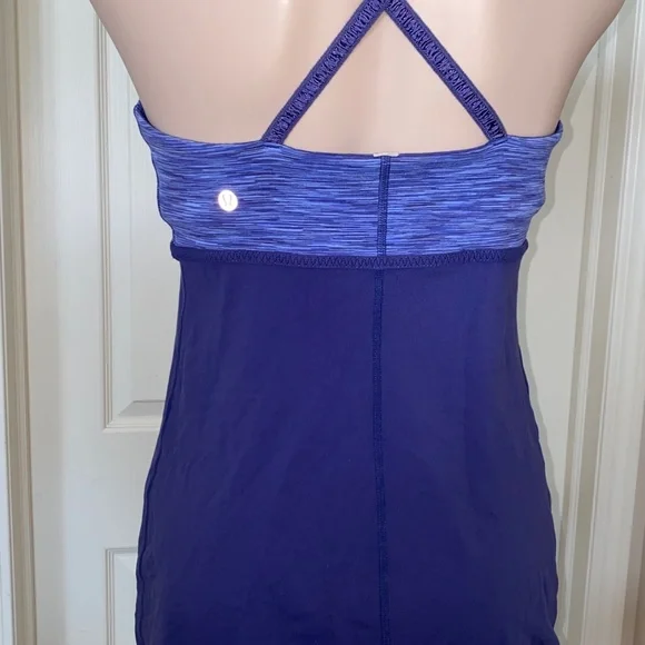 Lululemon Top, size 8 GUC - Picture 5 of 10